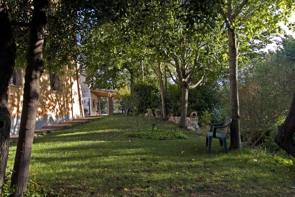 Casale Del Monsignore Spoleto Exteriör bild