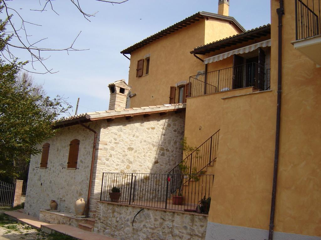 Casale Del Monsignore Spoleto Exteriör bild